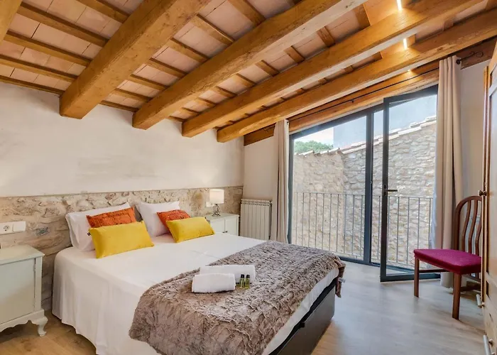 Flateli Diana * Sant Jordi Desvalls