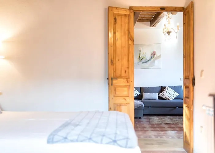 Flateli Diana * Sant Jordi Desvalls